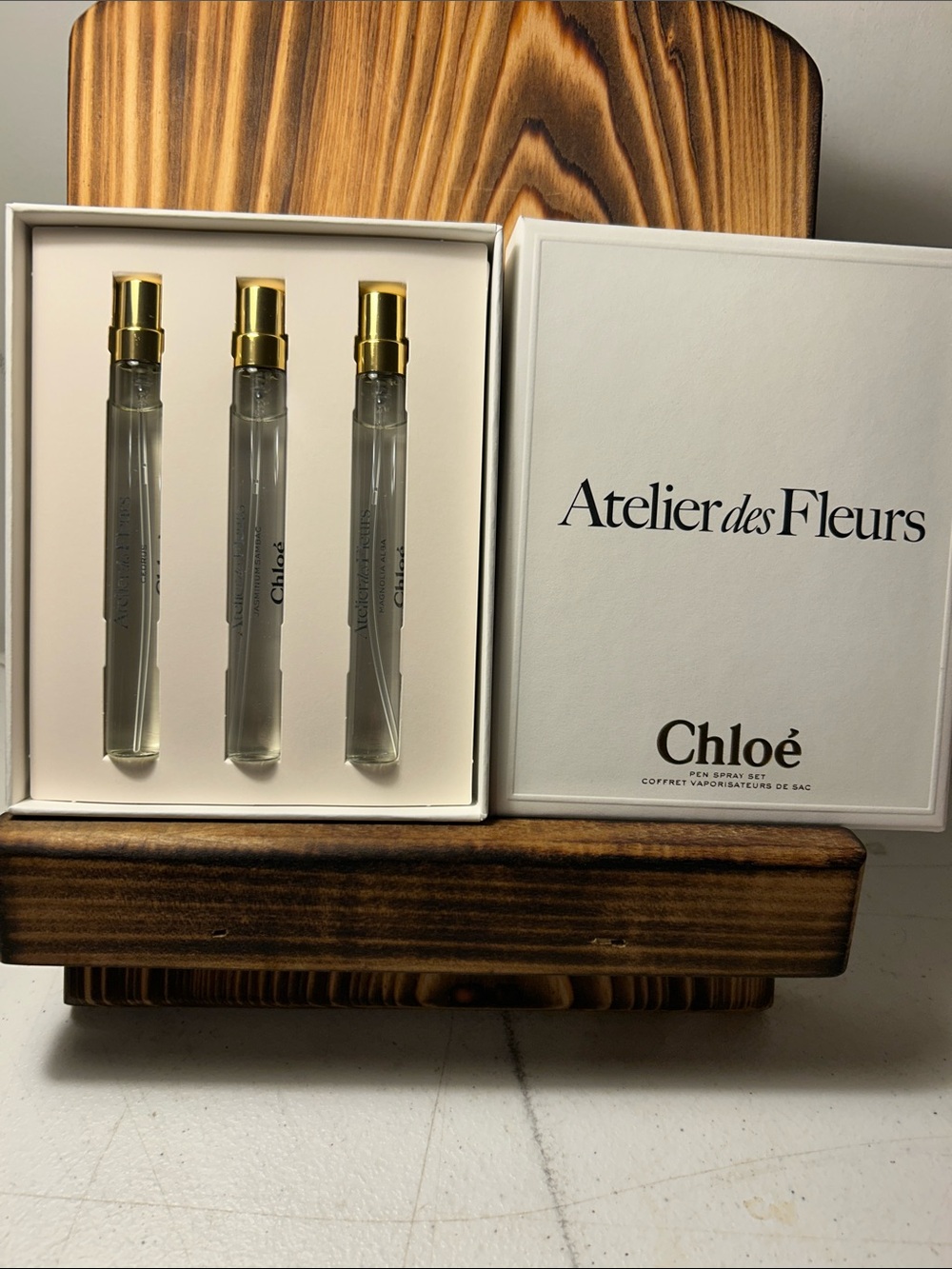 Chloé Atelier des Fleurs Travel Spray Set - White & Gold 10 ml each